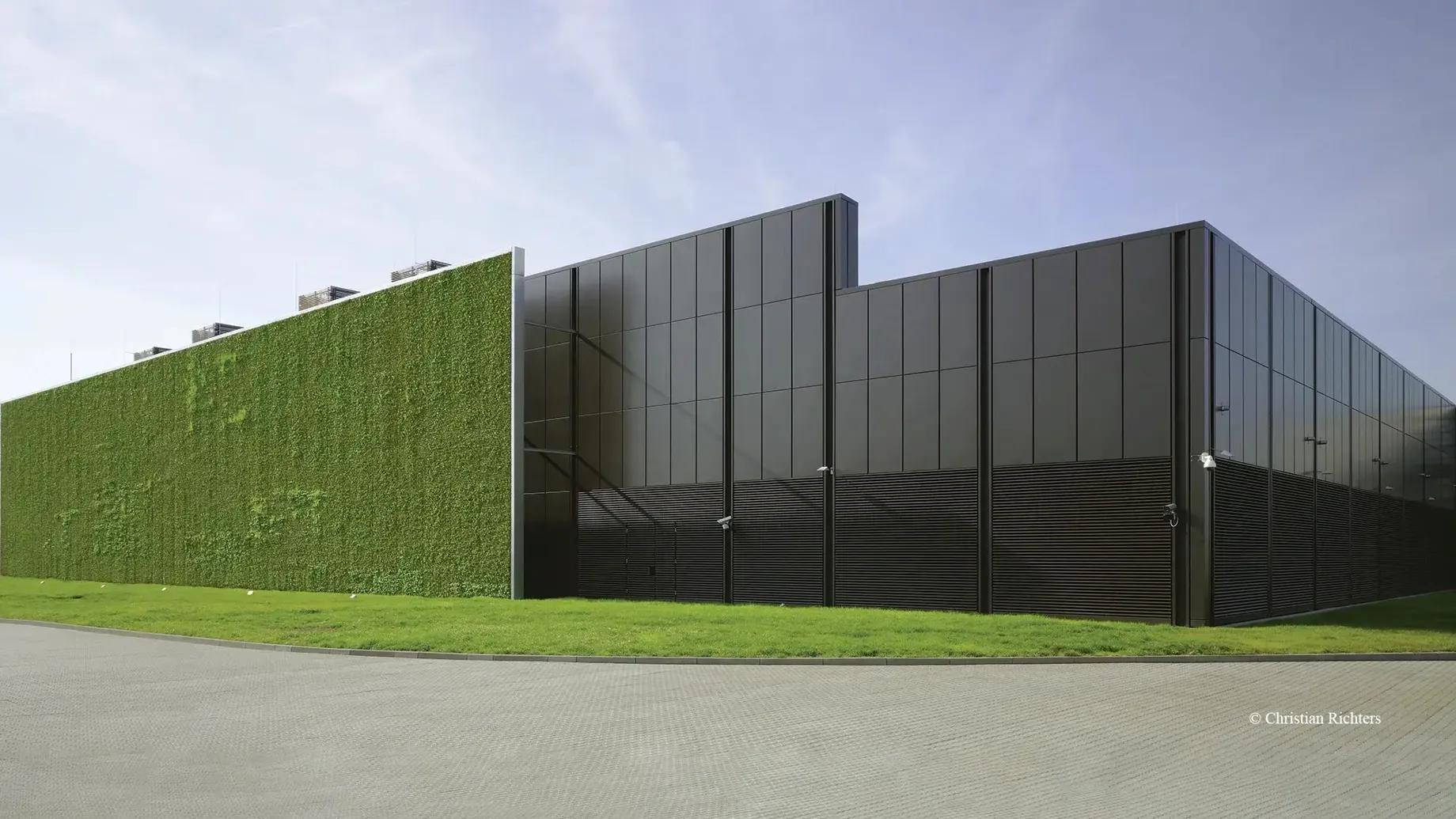 Exterior of Citigroup Data Center in Frankfurt am Main