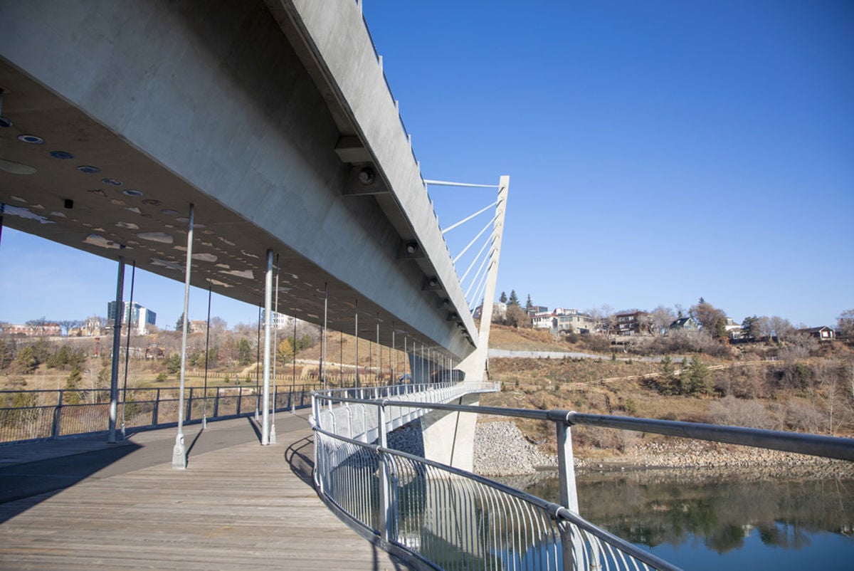 Edmonton Valley Line Southeast LRT. Credit: Laughing Dog Photography