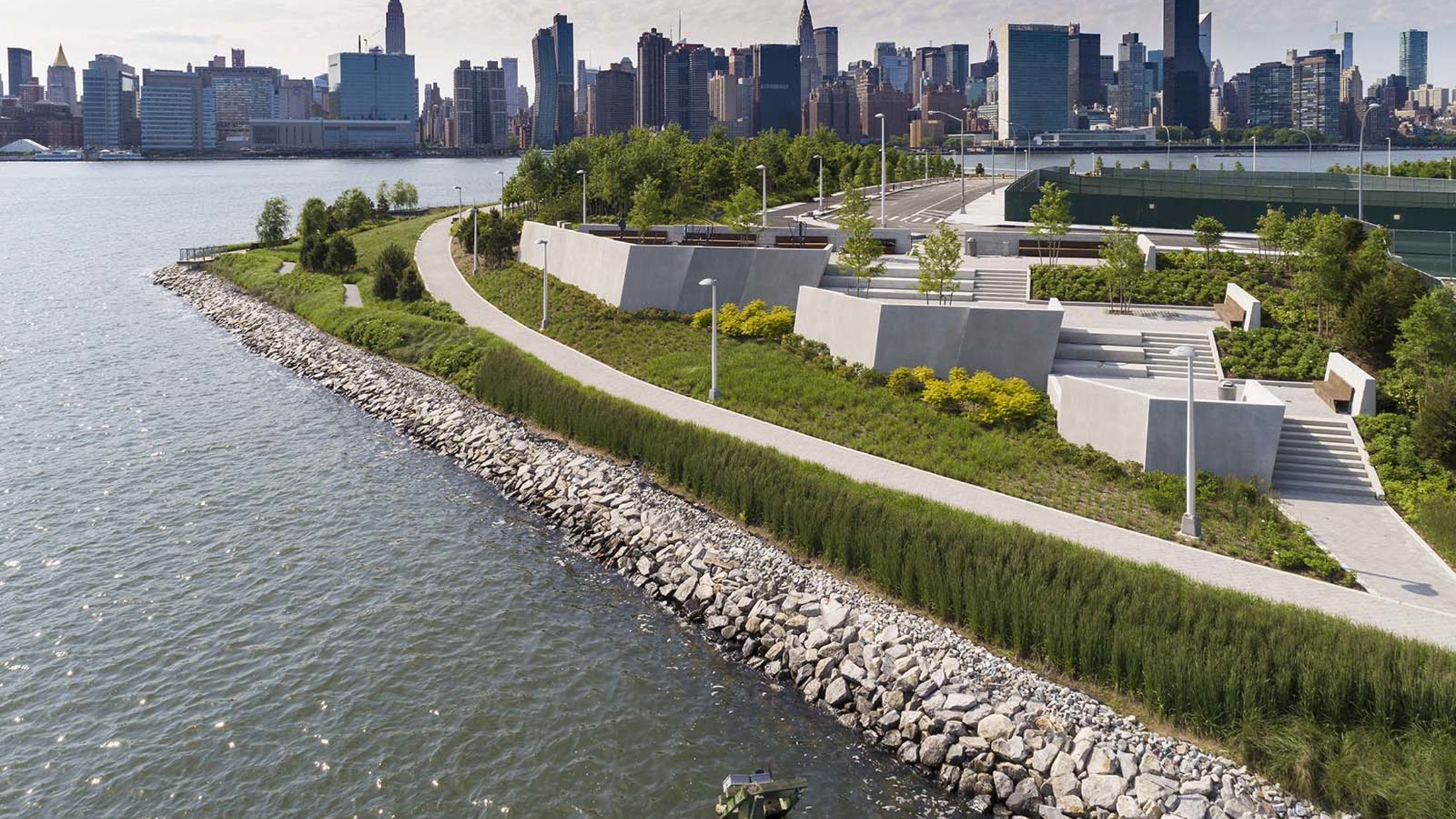 Hunters point south infrastructure and view of New York City