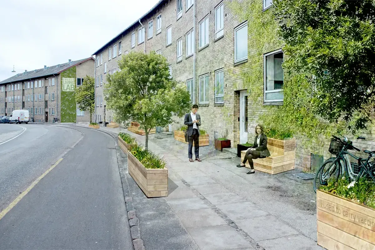 On the street of Emdrupvej, smaller road trees and plants will clean the air and reduce noise pollution. 