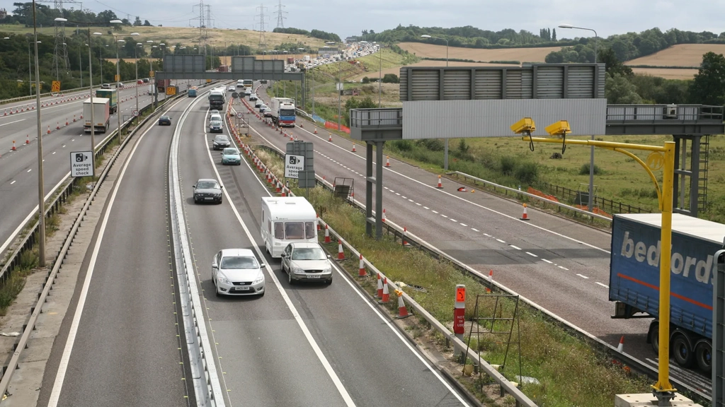 Cars travelling on the M25 in England