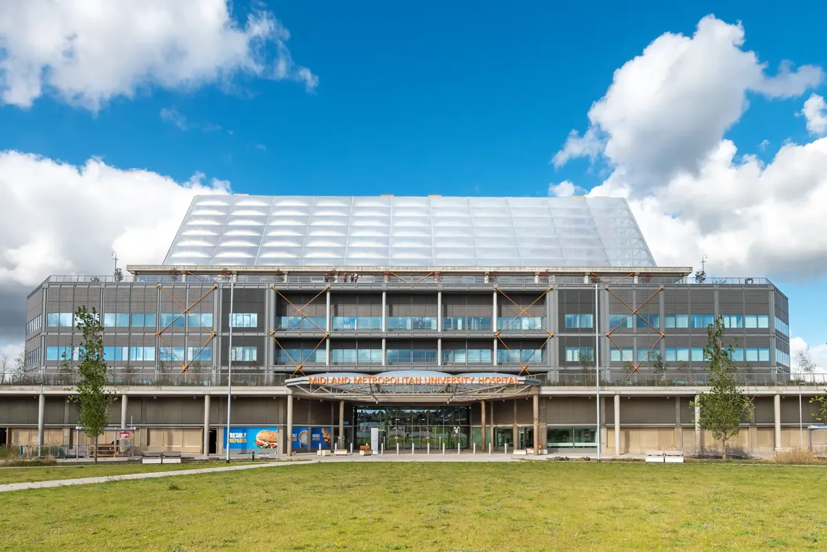 Entrance to the Midland Metropolitan University Hospital