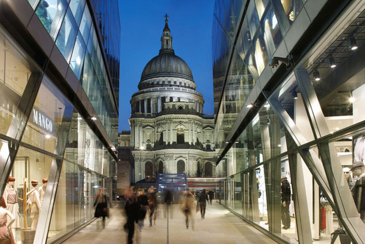 One new change entrance with view to St Pauls