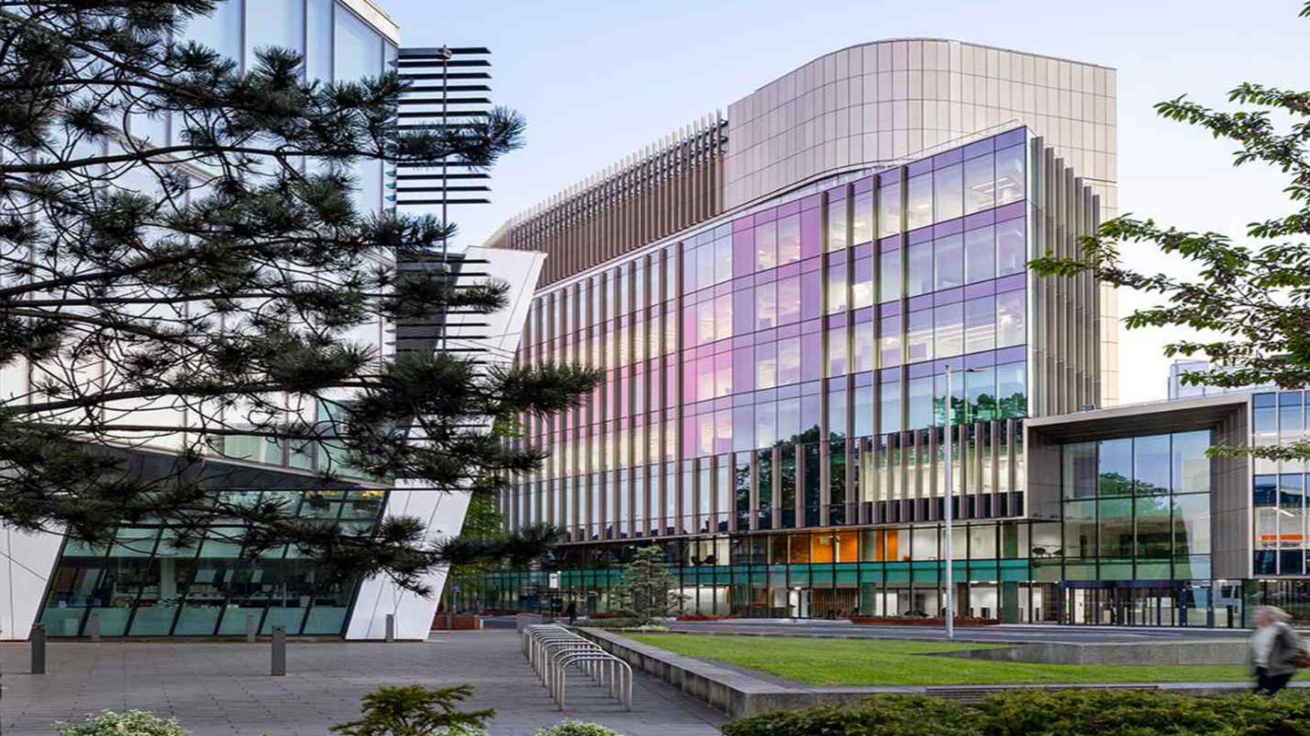 Paterson Cancer Research Centre. Credit: BDP / Nick Caville